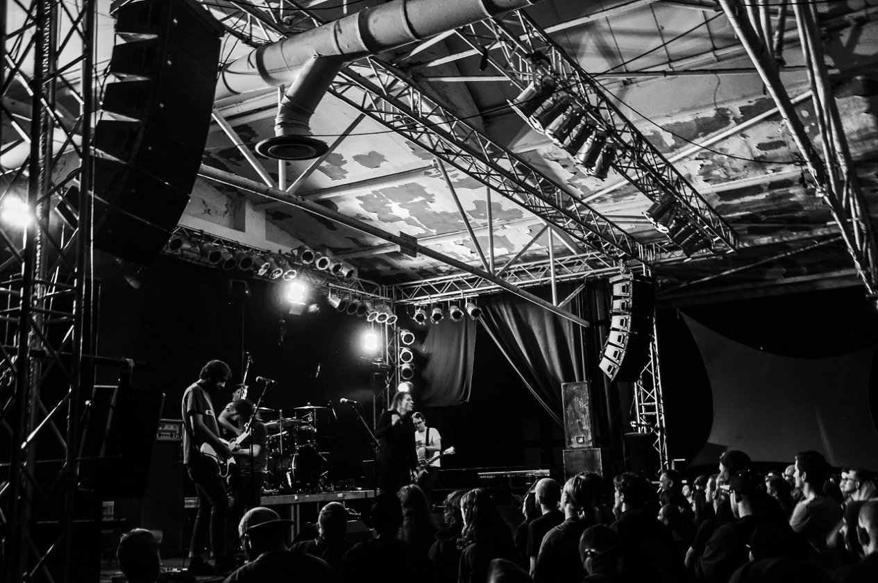 Deafheaven – Ordinary Corrupt Human Love - die Kalifornier manifestierten ihren Status als exzellente Liveband. – Publikum.