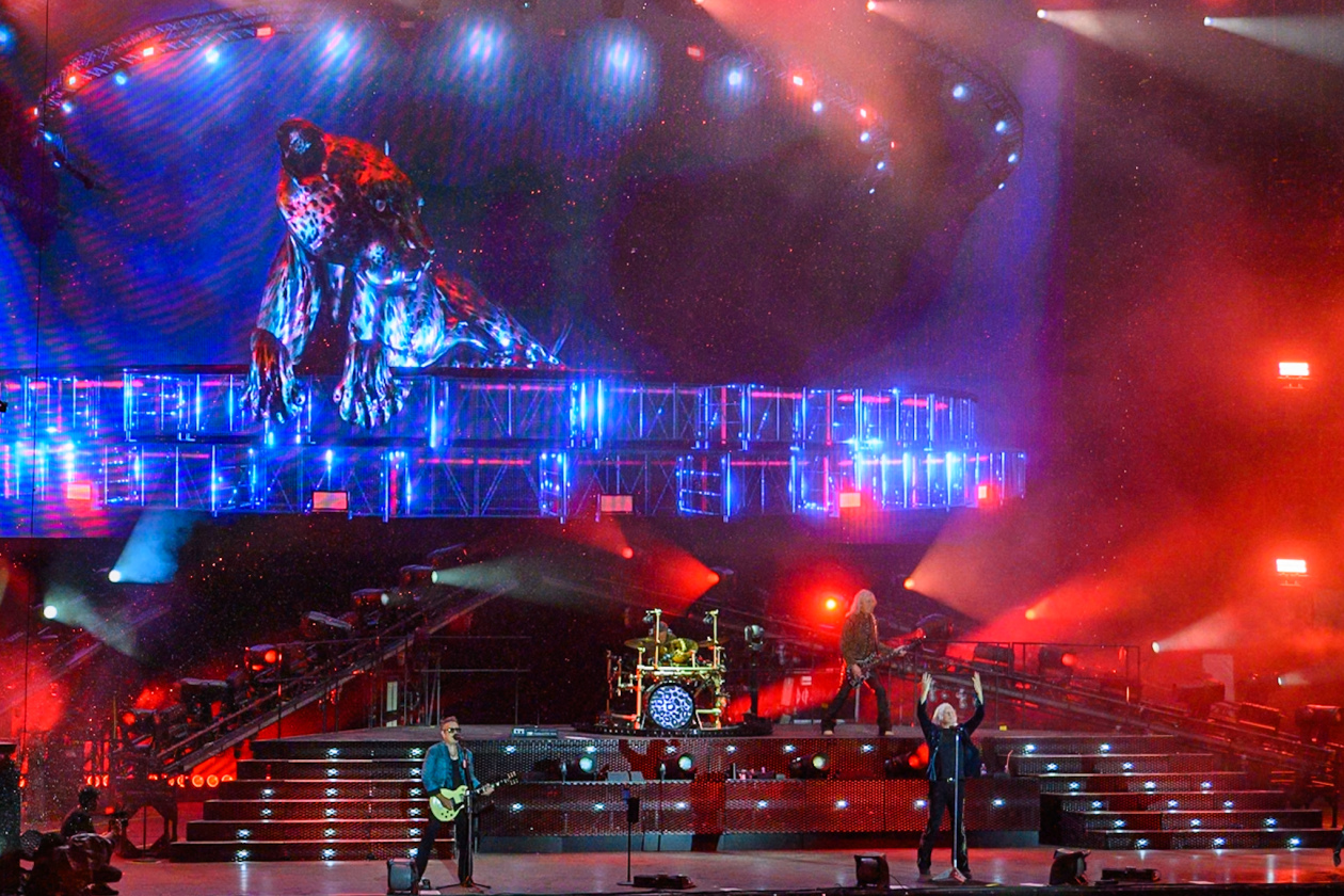 Die US-Amerikaner traten zum ersten Mal in ihrer seit Jahrzehnten andauernden Karriere in Wacken auf. – Def Leppard.