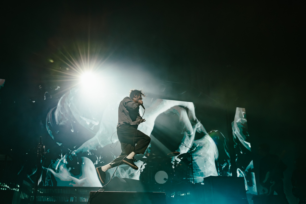 Deftones – Deftones.