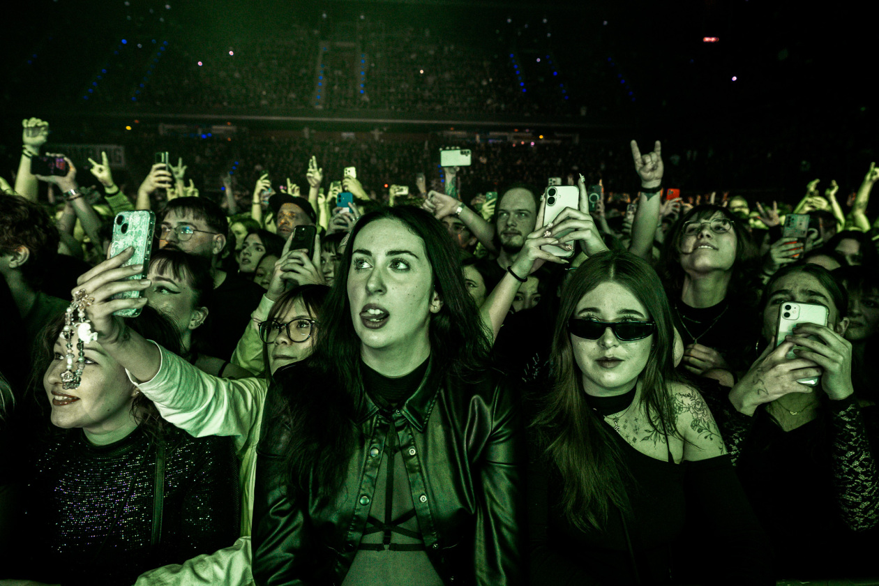 Deftones – Fans.