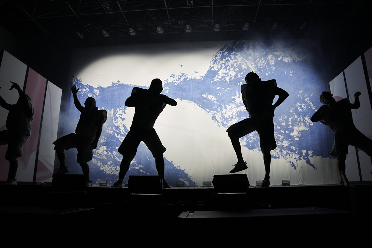 Deichkind bei ihrem Comeback-Konzert in der Parkbühne Wuhlheide, Berlin. – Deichkind 2022 live in Berlin