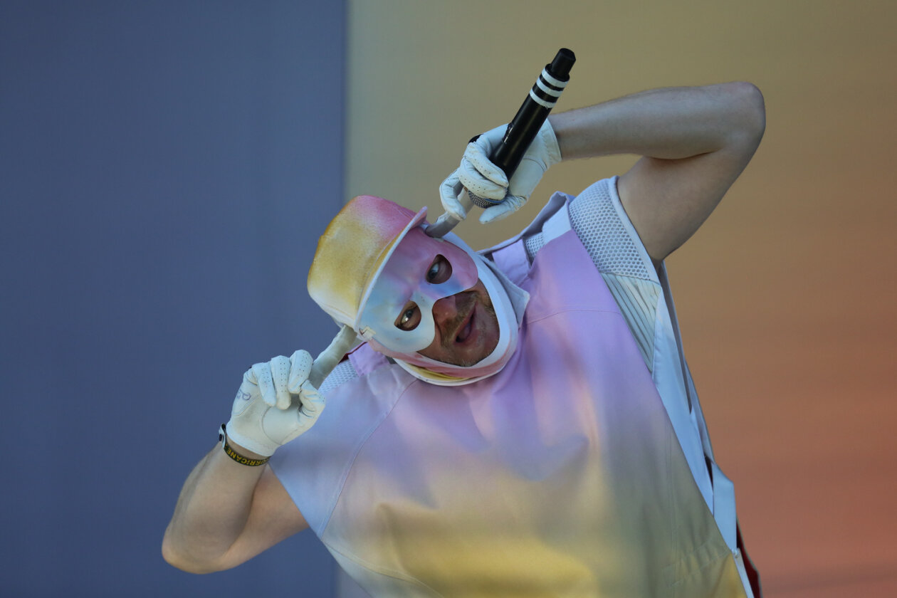 Hört ihr die Signale? Die Festivalband schlechthin. – Deichkind.