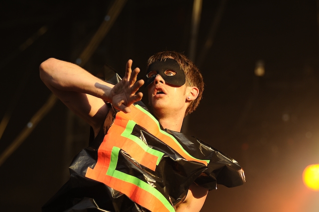 Deichkind auf dem Southside-Festival. – 