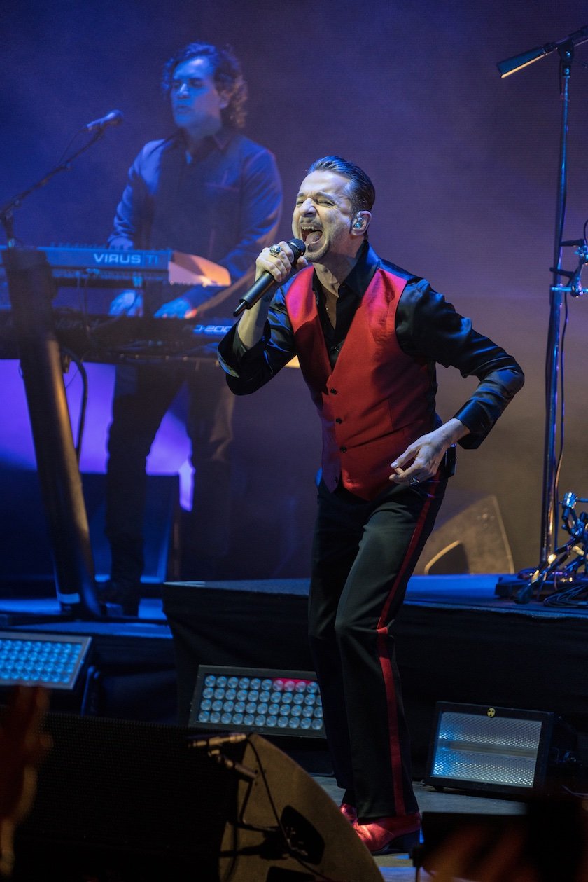 Depeche Mode – Die Livepremiere von "Spirit" am Tag der Albumveröffentlichung. – Mr Gahan.