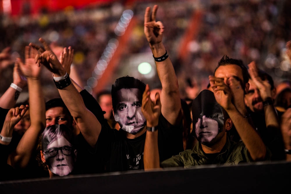 Martin Gore, Dave Gahan und Andy Fletcher spielten gleich zwei Mal in der Esprit Arena. – Depeche Mode.