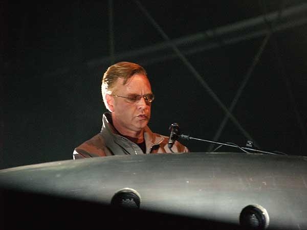Depeche Mode – Die Synthie-Rocker live im Berner Oberland nach den Sisters Of Mercy und Placebo. – 