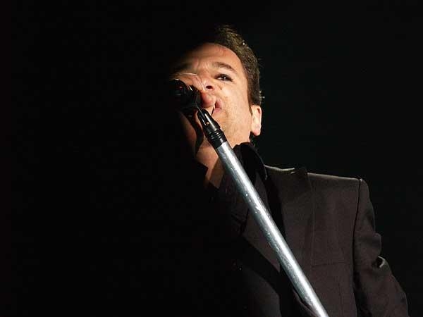 Depeche Mode – Die Synthie-Rocker live im Berner Oberland nach den Sisters Of Mercy und Placebo. – 