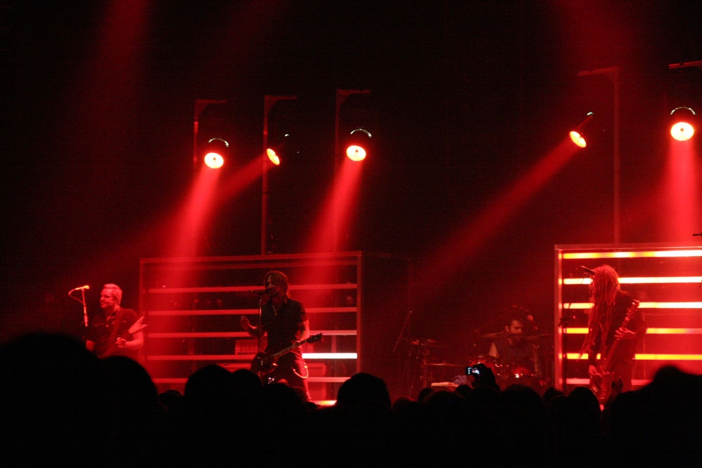 Der W. – Ex-Onkel Stephan Weidner rockt auch mit seiner Soloband die Hallen. – Die Band