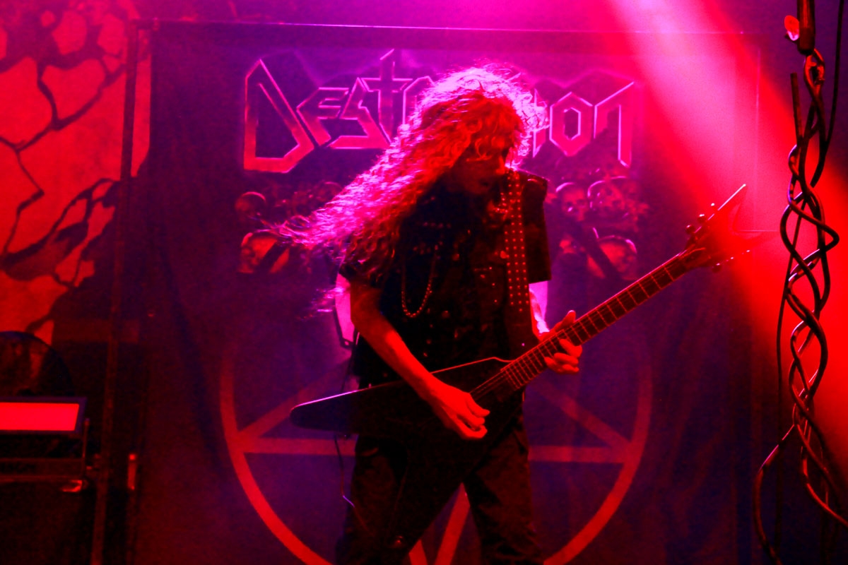 Die "deutsche Antwort auf Metallica" setzte den Schlusspunkt in der Halle – Destruction