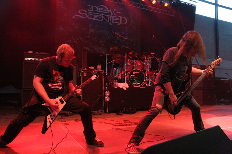 Nordeutscher Thrash auf Süddeutschem Festival. – Dew-Scented