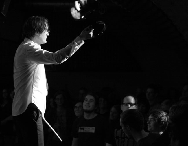 Die Sterne – Konzert im Jazzhaus am 19. April 2010 – Hypnotisiert die Masse