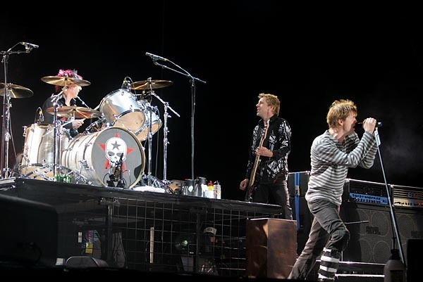 Die Toten Hosen – Mit Gips über der Toten Hose. – 
