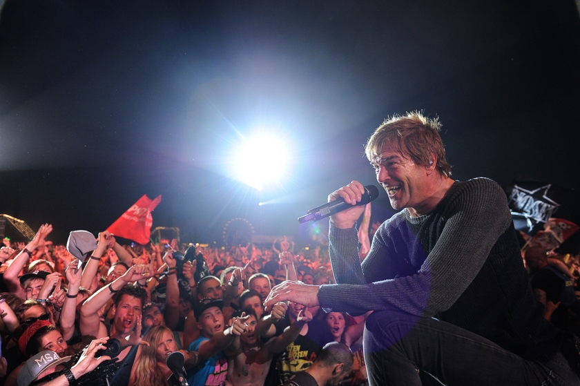 Die Toten Hosen – Auswärtsspiel? Campino und Co. kennen nur Heimspiele. – Ein Klassiker beim Ring.