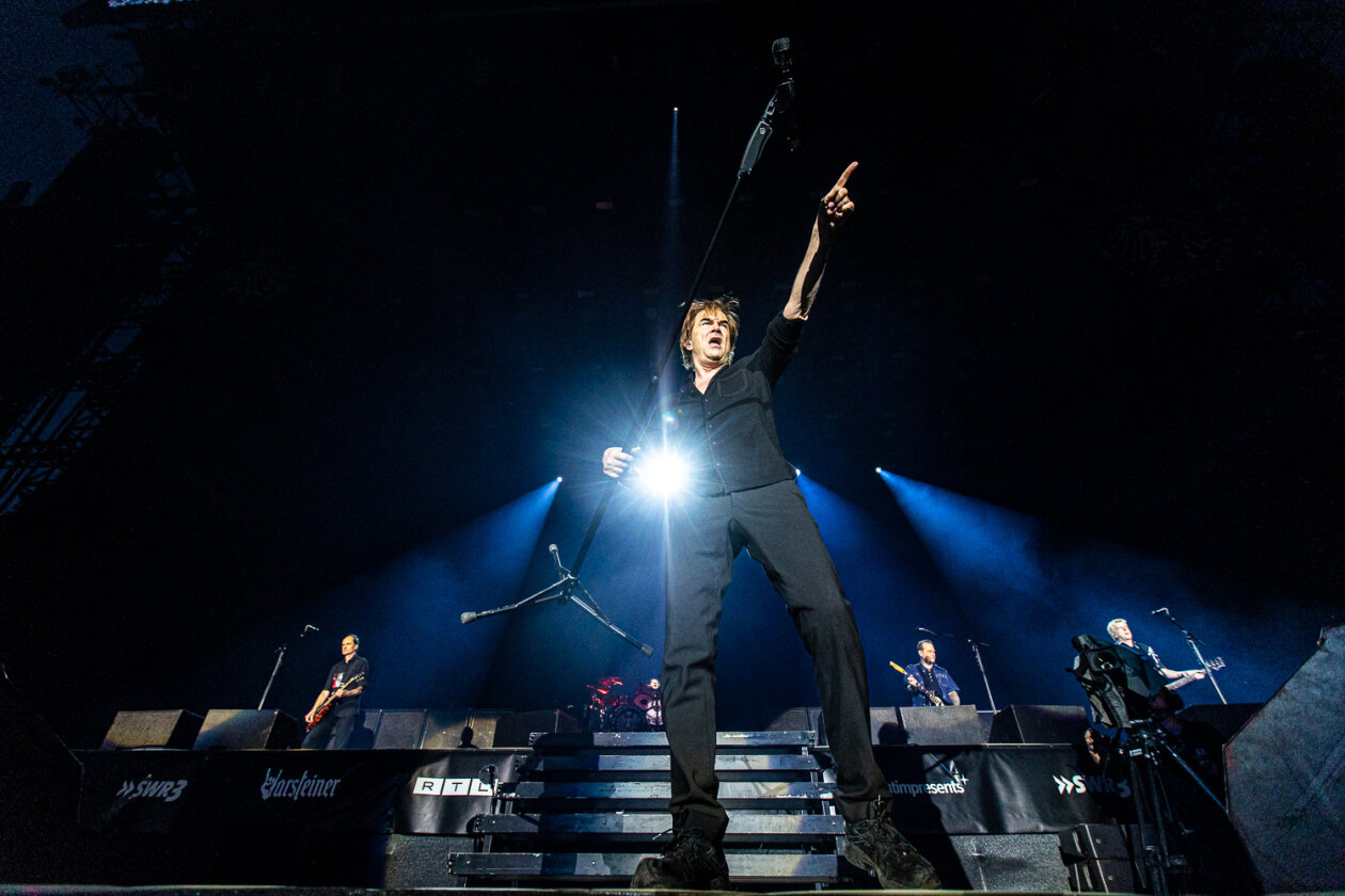 Die Toten Hosen – Die Toten Hosen.