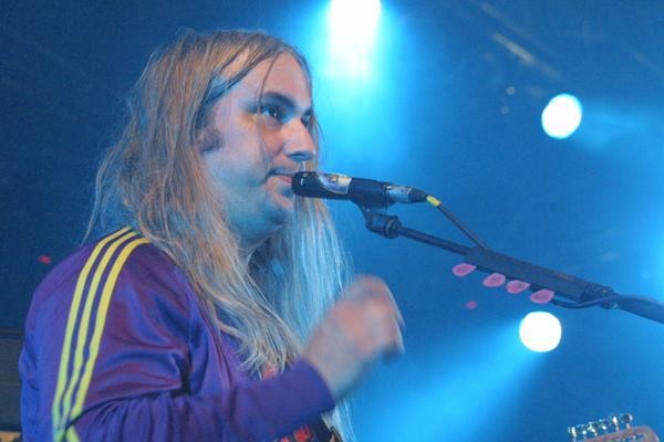 Dinosaur Jr. – Laut und heftig: Die Gitarrenwände des J. Mascis. – 