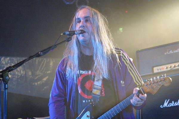 Dinosaur Jr. – Laut und heftig: Die Gitarrenwände des J. Mascis. – 