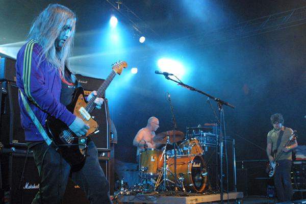 Dinosaur Jr. – Laut und heftig: Die Gitarrenwände des J. Mascis. – 