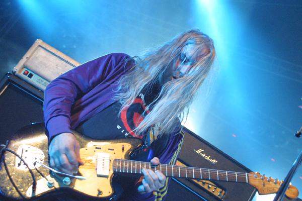 Dinosaur Jr. – Laut und heftig: Die Gitarrenwände des J. Mascis. – 