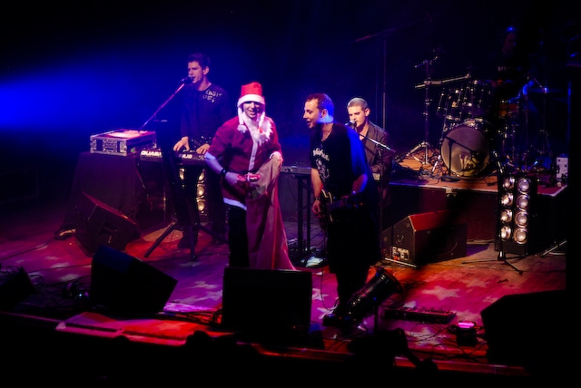 Diorama – Mit spezieller Weihnachtsshow – 