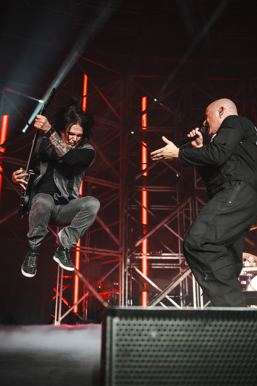 Sänger David Draiman und Band auf großer Jubiläumstour. – Disturbed.