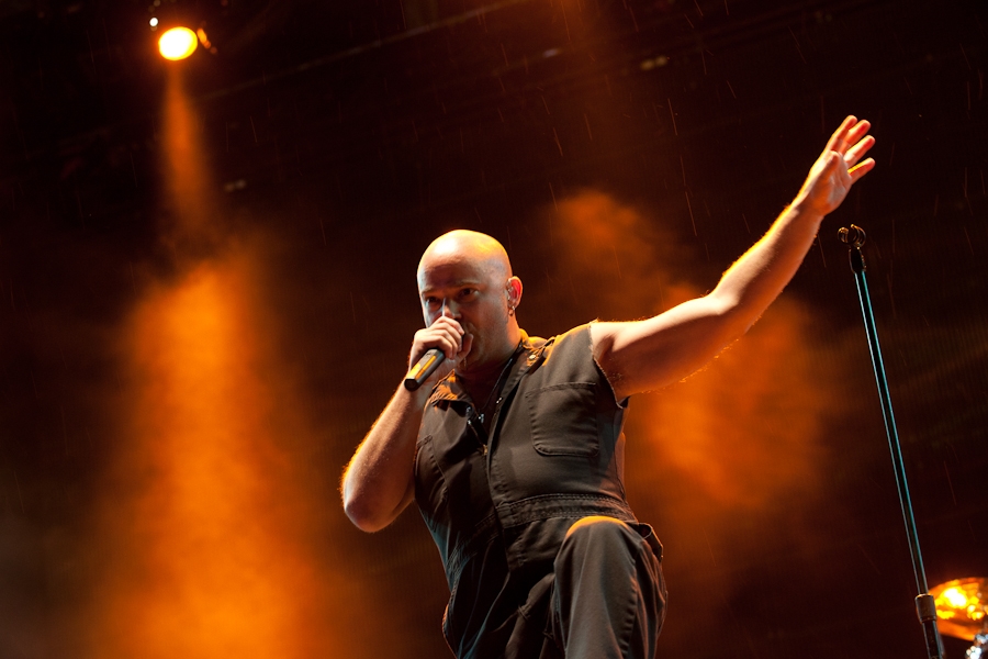 Disturbed trotzten dem Regen völlig ungerührt. – Disturbed bei Rock Am Ring 2011