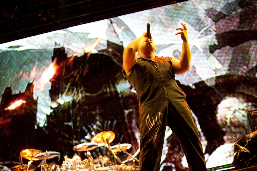 Disturbed trotzten dem Regen völlig ungerührt. – Disturbed bei Rock Am Ring 2011