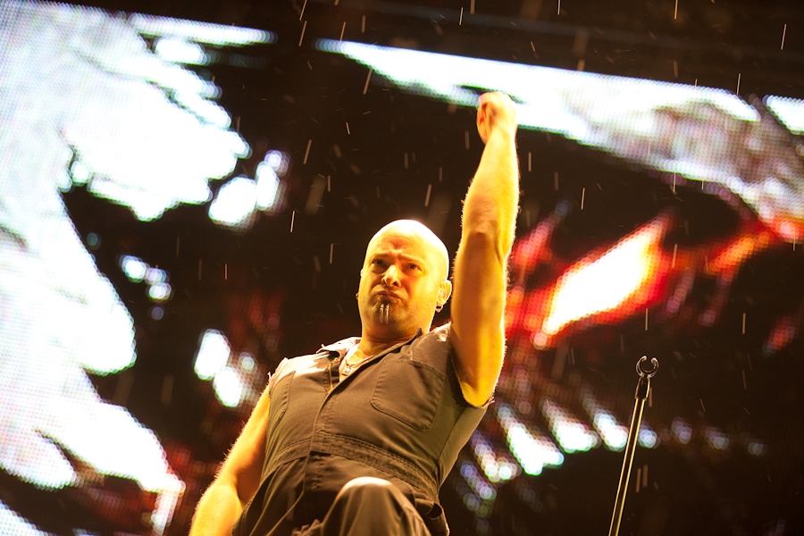 Disturbed trotzten dem Regen völlig ungerührt. – Disturbed bei Rock Am Ring 2011