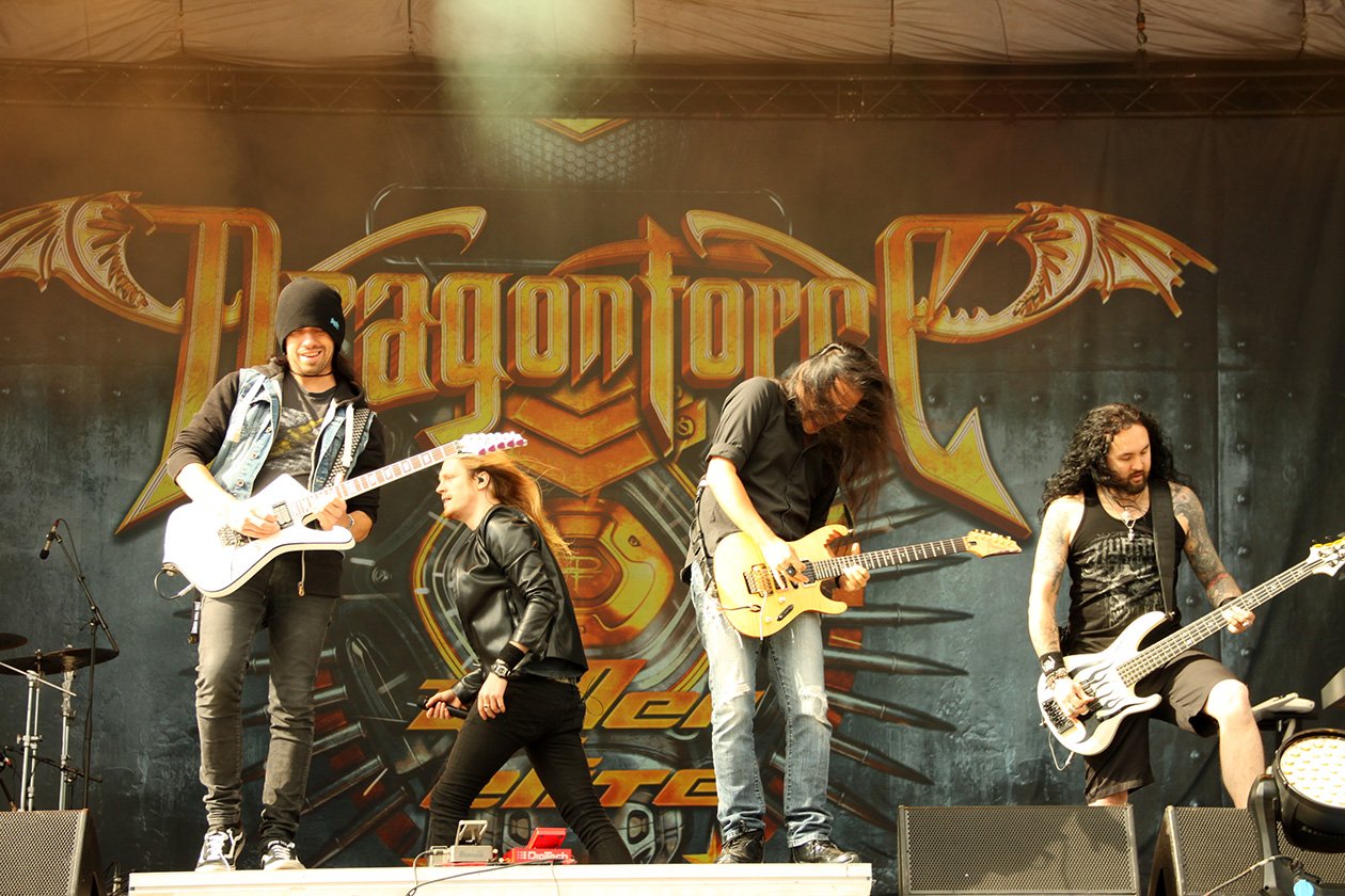 Von den Fans gefeiert. – DragonForce.