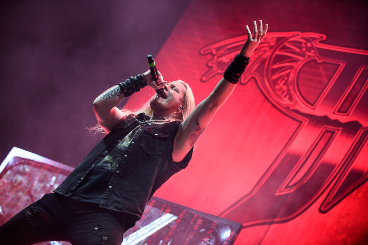 Im Live-Doppelpack mit Powerwolf on stage. – DragonForce.