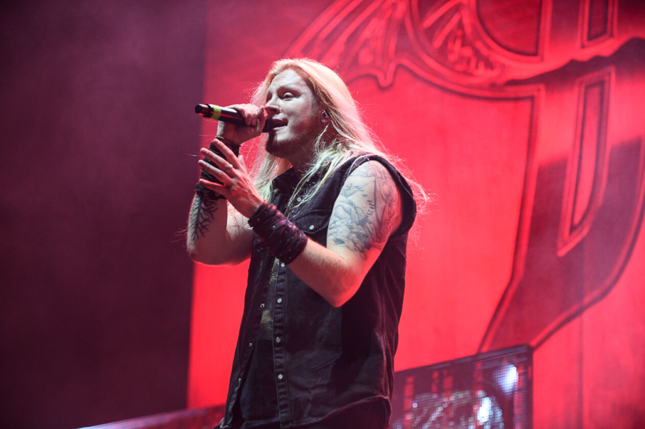 Im Live-Doppelpack mit Powerwolf on stage. – DragonForce.
