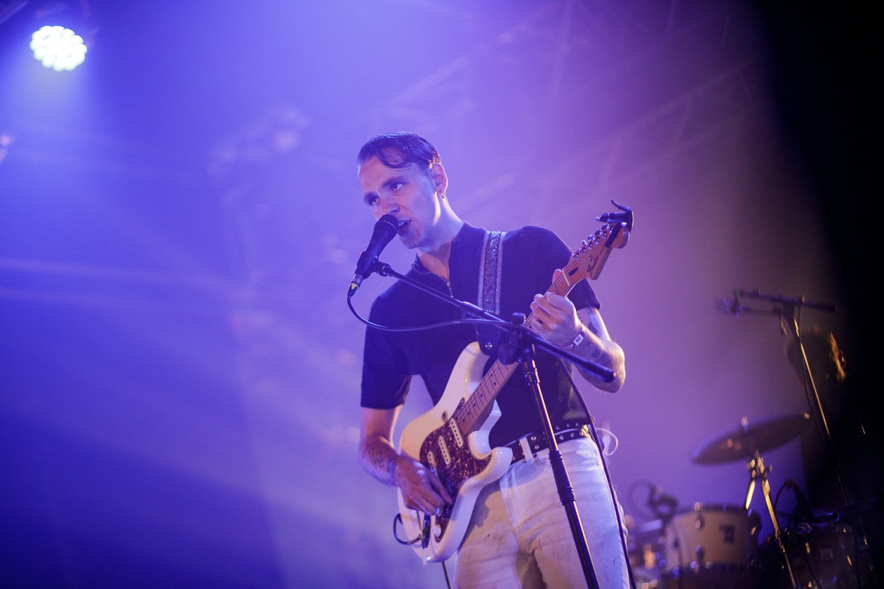 Am letzten Festivaltag auf der White Stage. – Drangsal.
