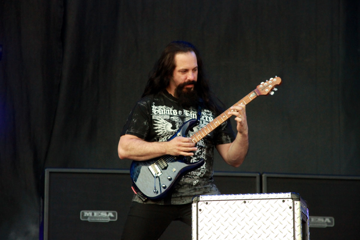Ohne viel Brimborium – Dream Theater