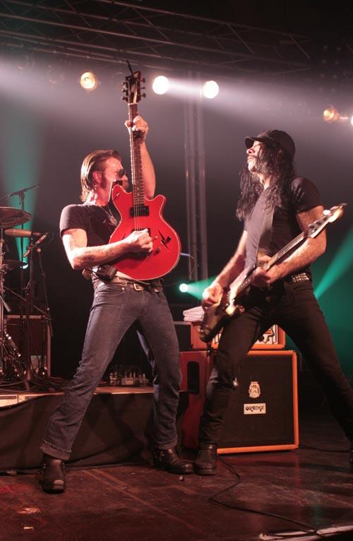 Eagles Of Death Metal – Ein denkwürdiger Abend. Eine Lehrstunde in Rock'n'Roll. – 