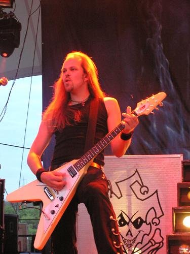 Nicht jedermans Lieblingsband aber ne riesen Partynummer: Edguy. – 