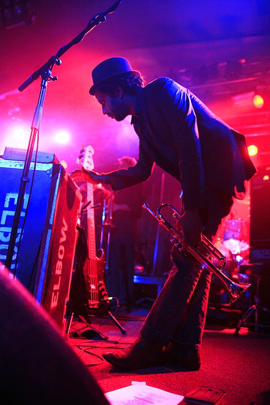Elbow live im Berliner Astra-Kulturhaus. – Obwohl Guy Garvey und Co. gerade am neuen Album arbeiten ...