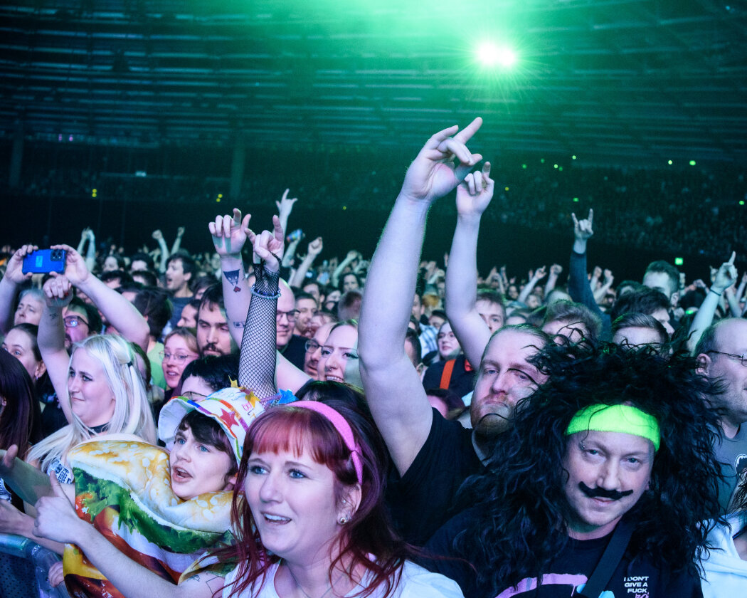 Electric Callboy – Eine "Tekkno"-Tour, die nachhallt: rappelvoll und Feierei. – Fans.