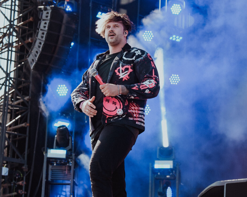 Immer für einen Abriss gut: Wilde Party vor der Utopia Stage mit den Mannen aus Castrop-Rauxel. – Electric Callboy.