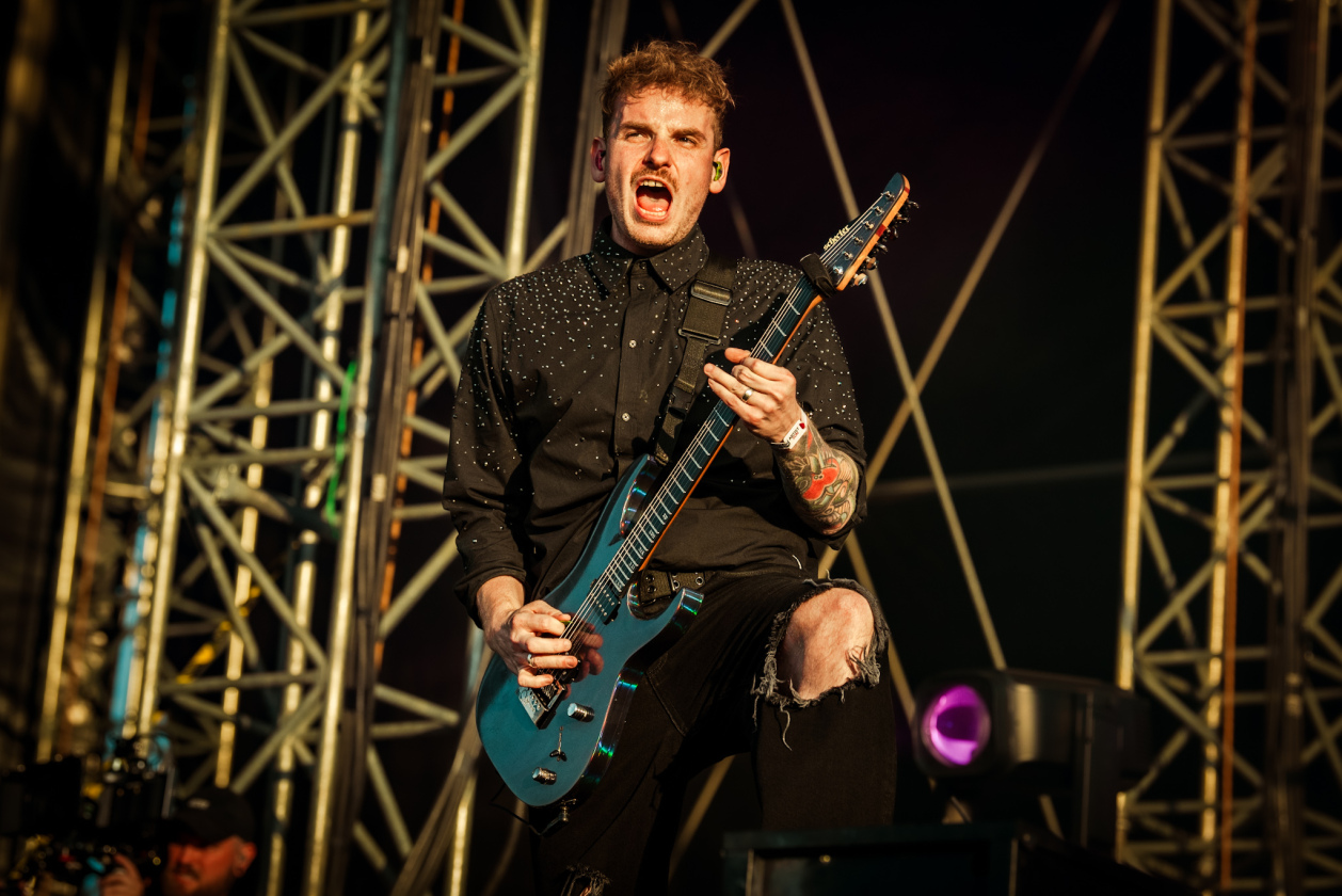 Adrenalin, Moshpits und Dauergrinsen: Die Metalcore-Dance-Truppe brachte das völlig überhitzte Southside zum Überkochen. – Electric Callboy.