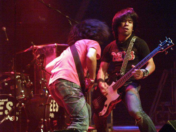 Electric Eel Shock – Großer Poser-Sport der Japaner im Zirkus-Zelt. – 