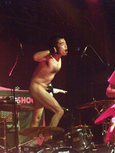 Electric Eel Shock – Großer Poser-Sport der Japaner im Zirkus-Zelt. – 