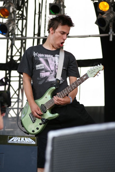 Emil Bulls – Brachten erdigen Rock auf das Festival. – 