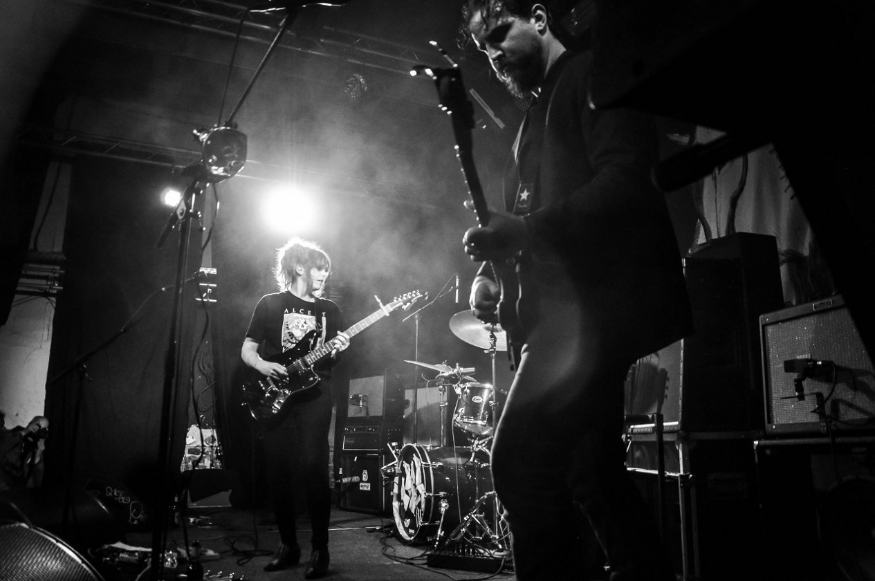 Emma Ruth Rundle – On Dark Horses - live in Köln. – Band.