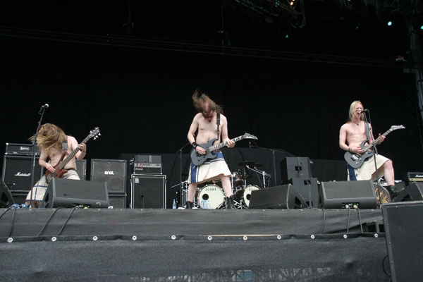 Ensiferum – Fünf Kalkleisten aus Finnland. – 