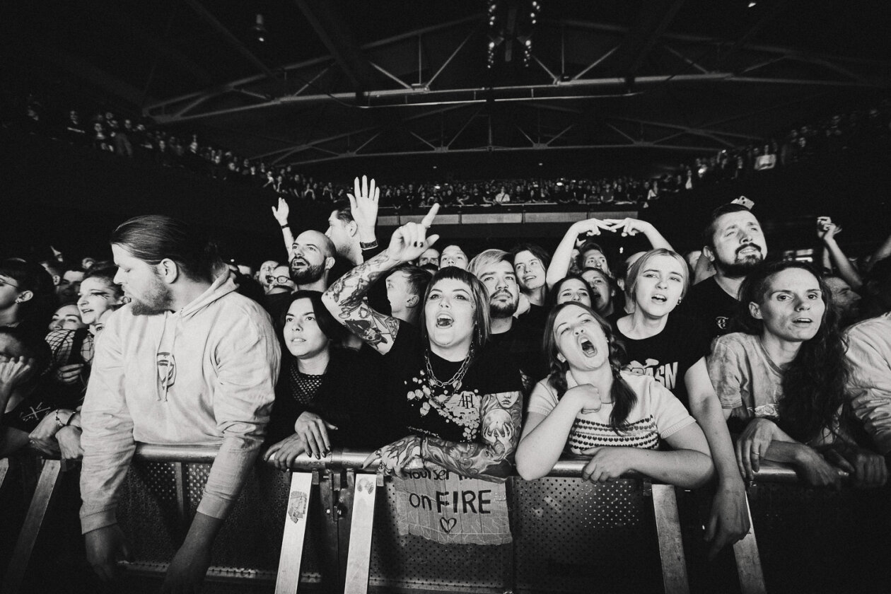 Enter Shikari – Wenn die britische Trancecore-Truppe anreist, gehen die Fans steil. – Fans.