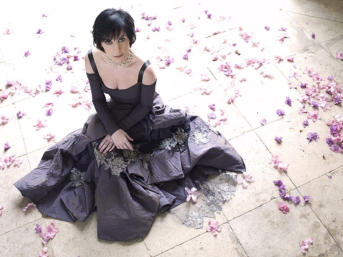 Enya – ... des Albums "And Winter Came" entwickelt wurden.