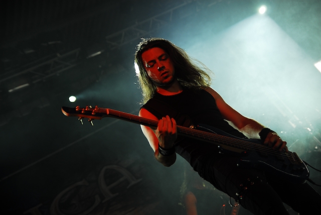 Epica – Simone Simons als Blickfang beim M'era Luna 2008. – 