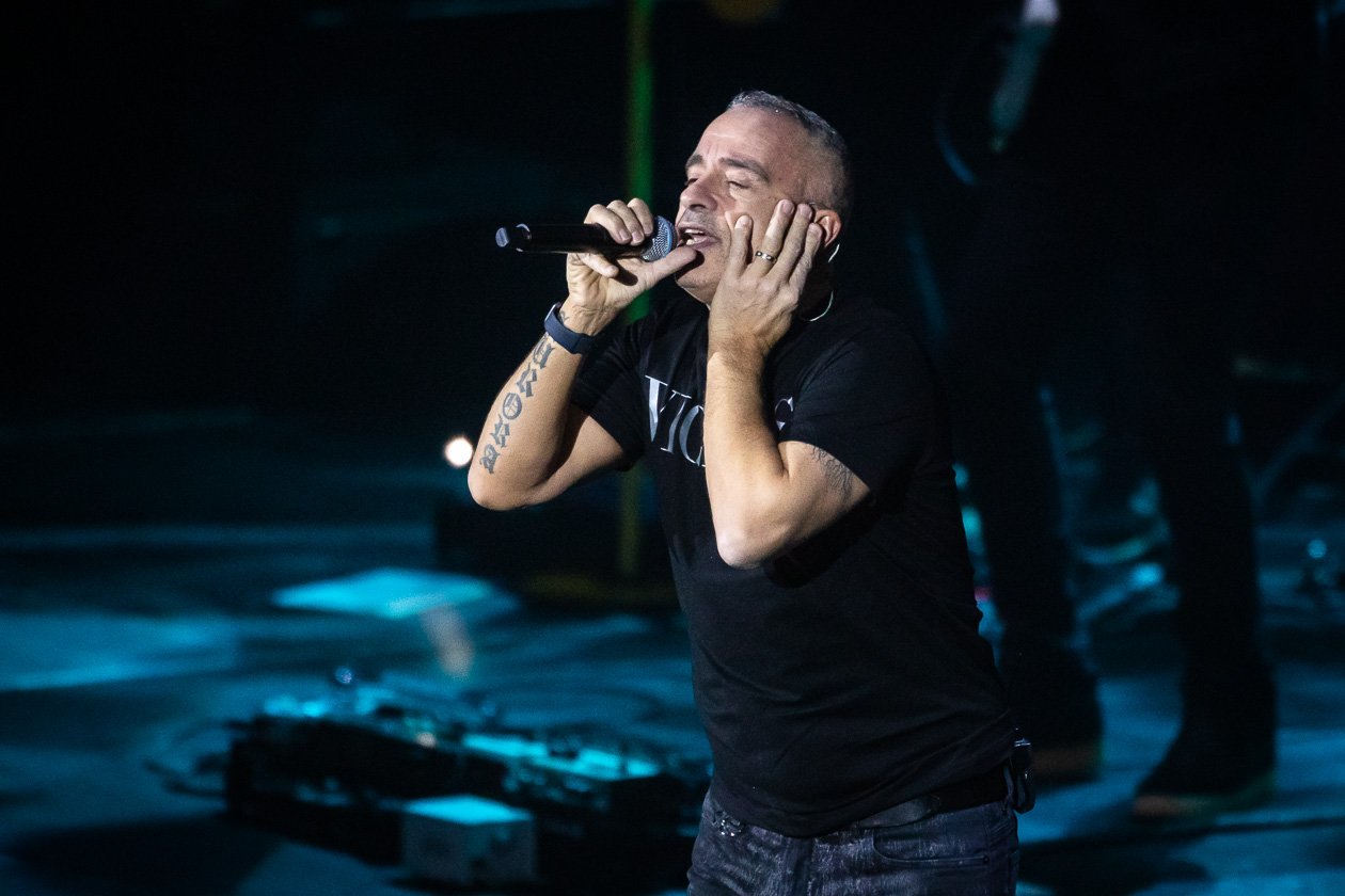 12.000 begeisterte Fans in der Domstadt. – Eros Ramazzotti.