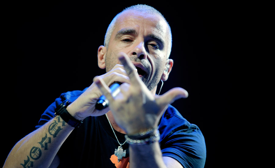 Wo der Italiener aufkreuzt, sind die Tickets rar. – Eros Ramazzotti.