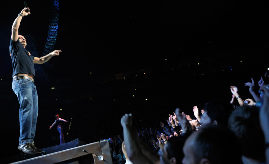 Wo der Italiener aufkreuzt, sind die Tickets rar. – Eros Ramazzotti.
