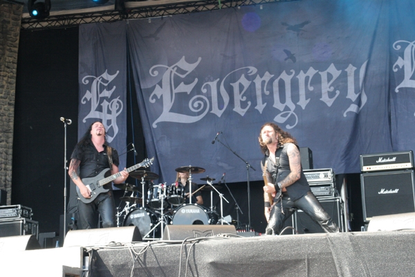 Evergrey – Die Schweden bieten eine klasse Mischungs aus Härte und Melodie. – 